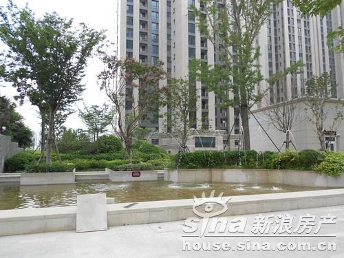 正弘蓝堡湾：出则繁华入则宁静的高端园林生活