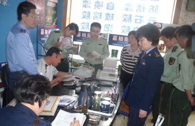 尧都工商、消防联合执法现场